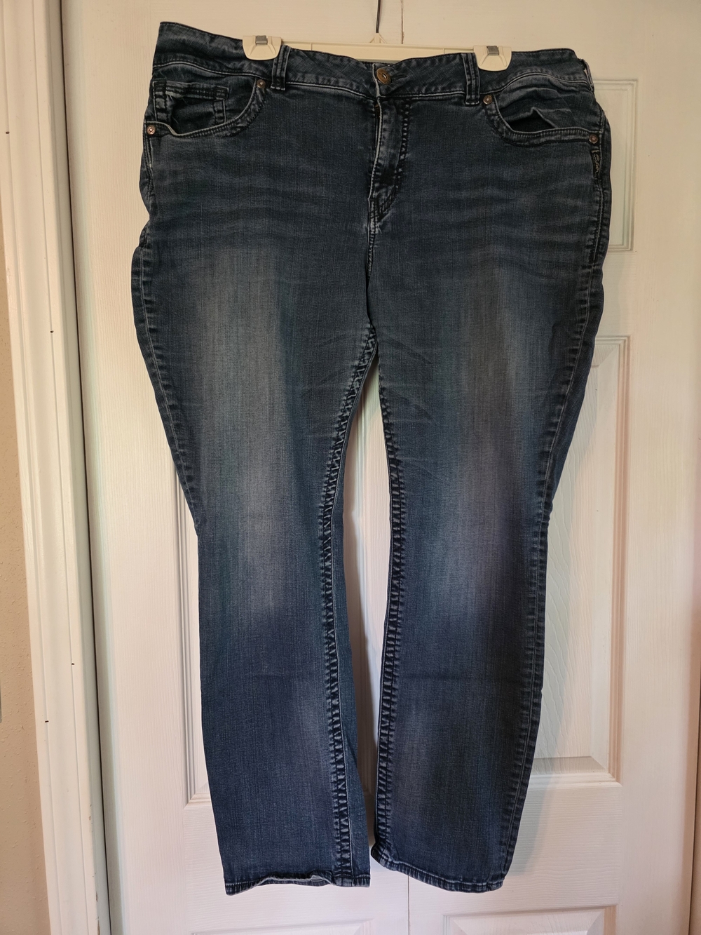 Silver Jeans Women’s Faded Blue Skinny Jeans